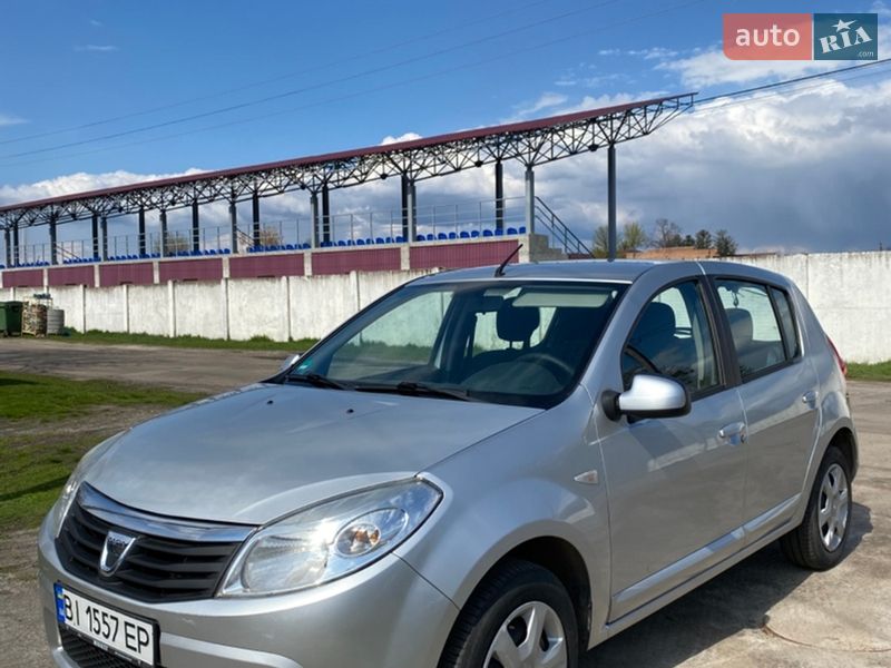Dacia Sandero 2009