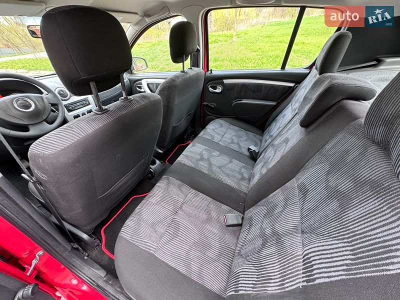 Хэтчбек Dacia Sandero 2009 в Полтаве фото 18 Хэтчбек Dacia Sandero 2009 в Полтаве