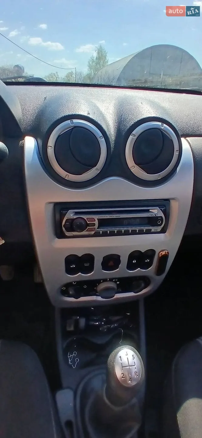 2010 Dacia Sandero - мініатюра 10
