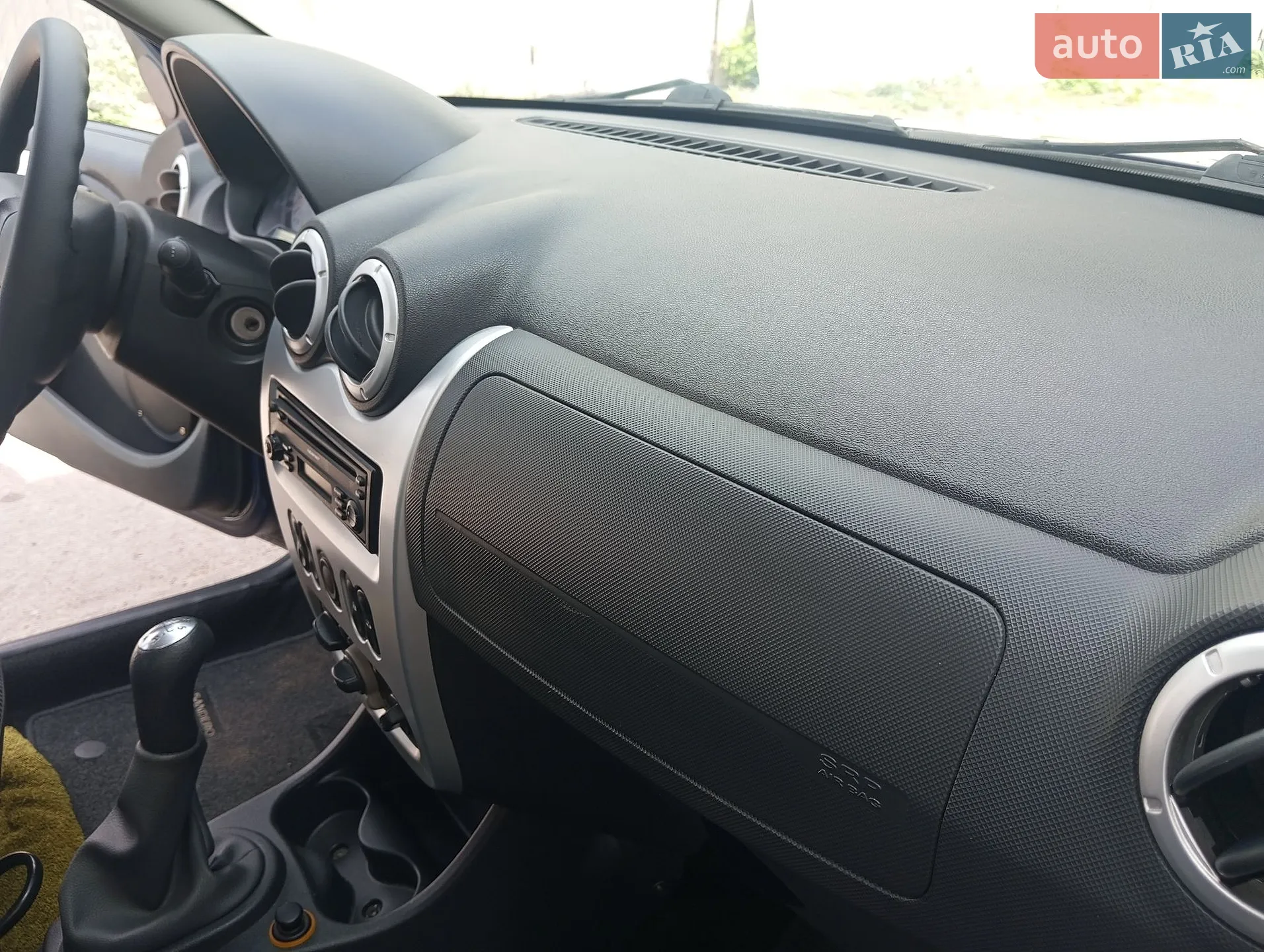 2010 Dacia Sandero - мініатюра 22