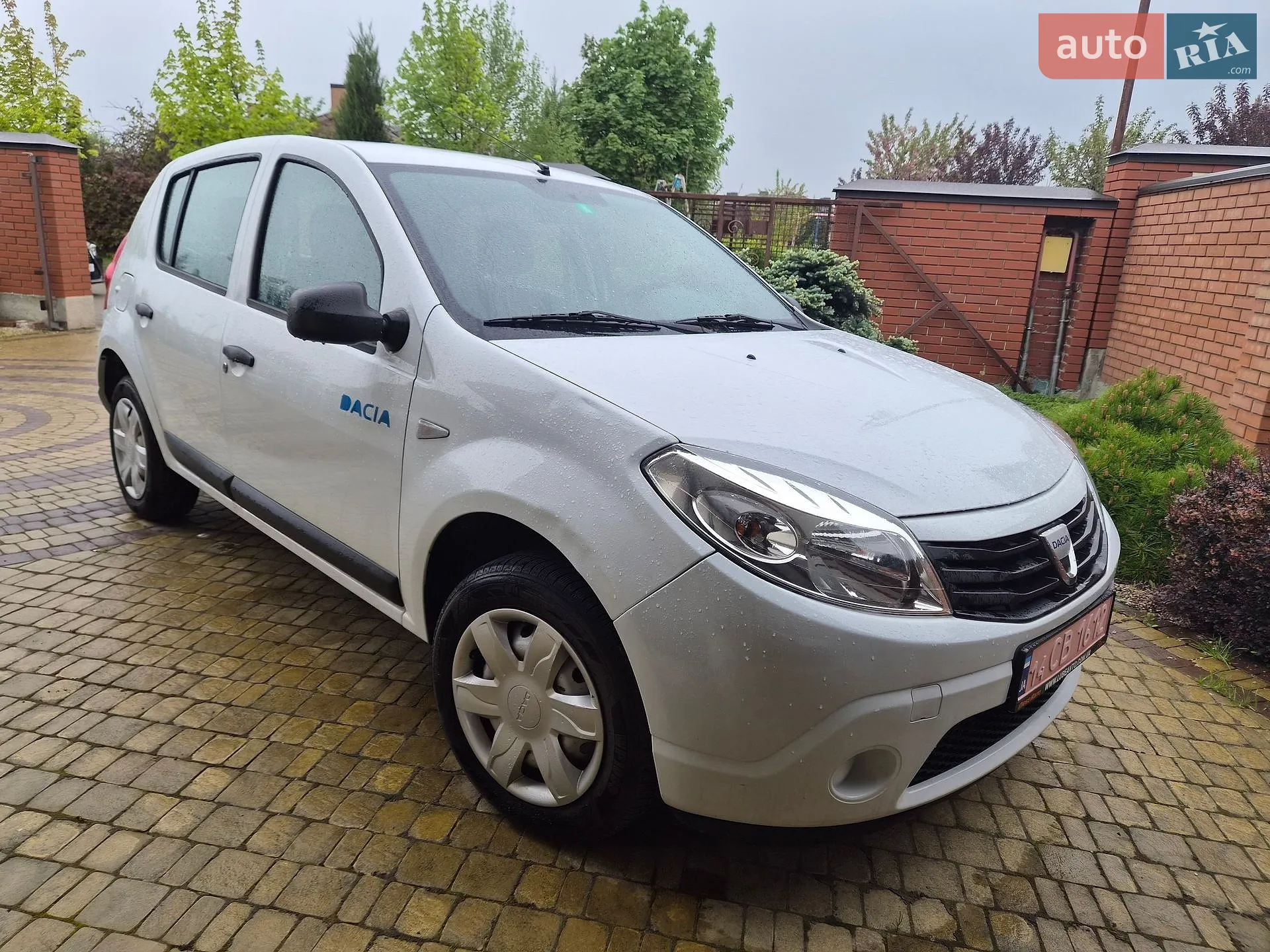 2010 Dacia Sandero - мініатюра 2