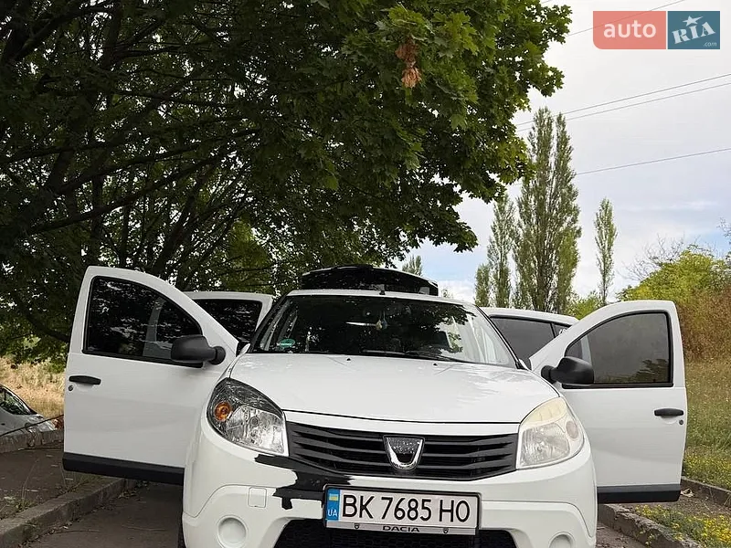 Dacia Sandero 2009