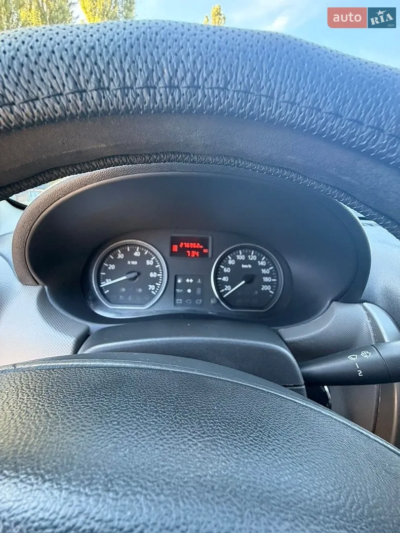 2011 Dacia Sandero - мініатюра 12