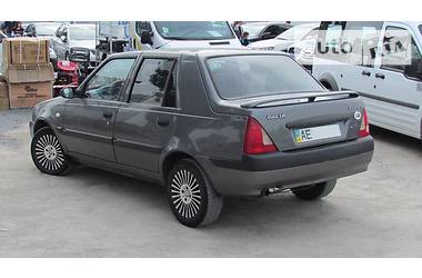 Седан Dacia Solenza 2003 в Днепре