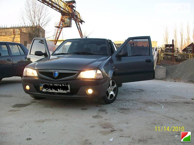 Седан Dacia Solenza 2003 в Киеве