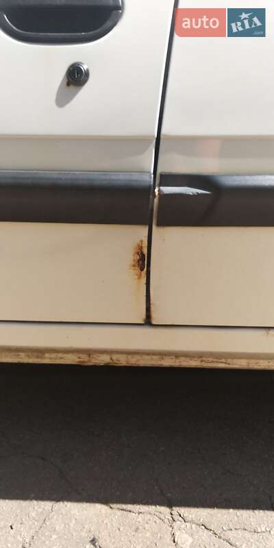 Ліфтбек Dacia Solenza 2004 в Жовтих Водах
