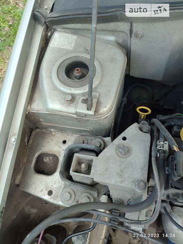 Хэтчбек Dacia Solenza 2004 в Каменском