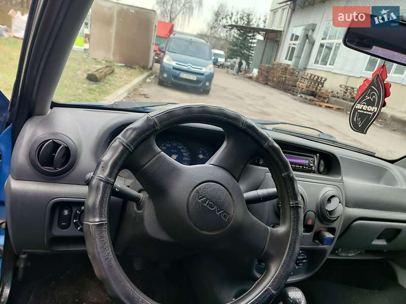 Седан Dacia Solenza 2003 в Львове