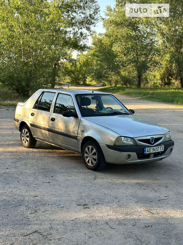 Седан Dacia Solenza 2003 в Павлограде
