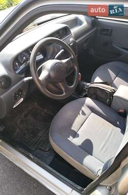 Седан Dacia Solenza 2004 в 