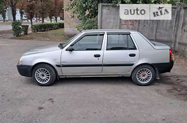 Седан Dacia Solenza 2004 в Кам'янському