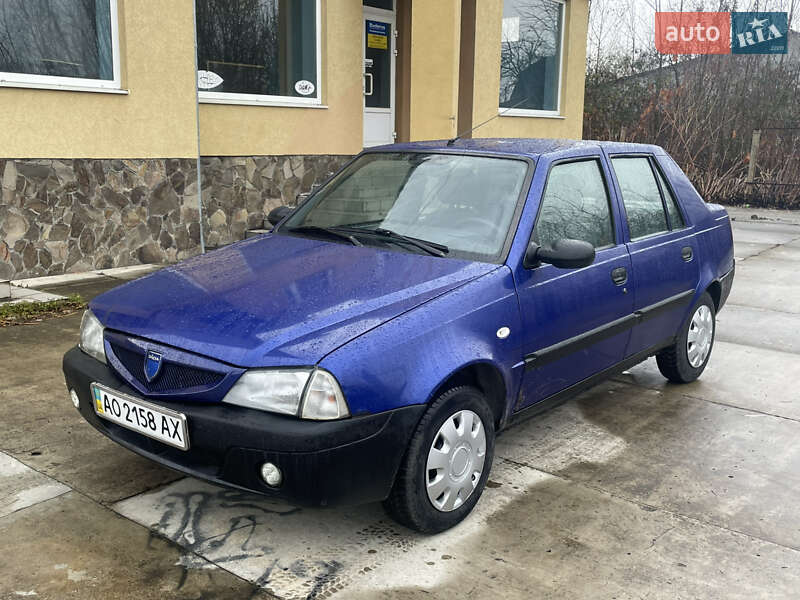 Седан Dacia Solenza 2004 в Солотвині