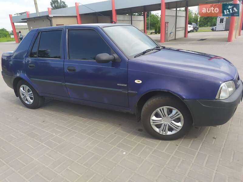 Седан Dacia Solenza 2003 в Нововолинську