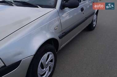 Седан Dacia Solenza 2004 в 