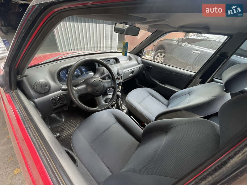 Седан Dacia Solenza 2004 в Кропивницькому