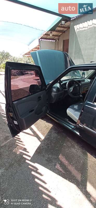 Седан Dacia Solenza 2004 в Веселинове фото 29 Седан Dacia Solenza 2004 в Веселинове