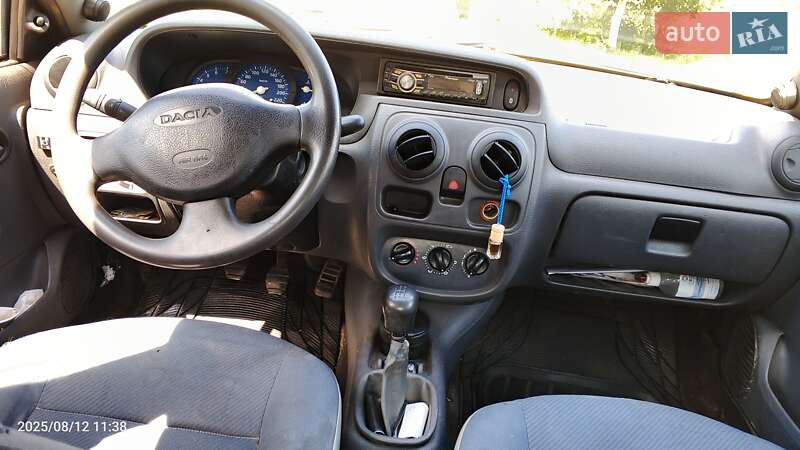 Седан Dacia Solenza 2004 в Полтаве