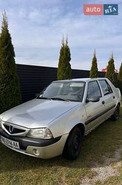 Седан Dacia Solenza 2004 в Чорткове