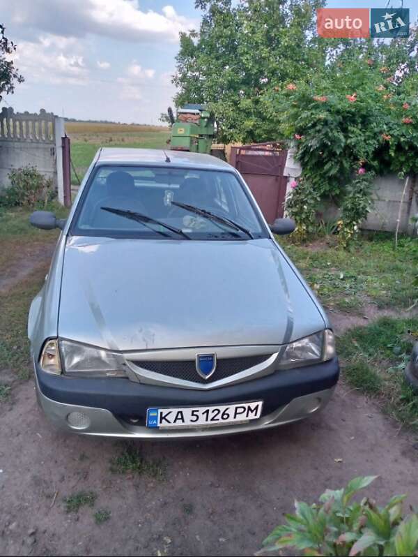 Dacia Solenza 2004