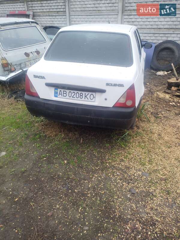 Седан Dacia Solenza 2003 в Виннице