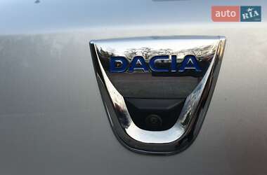 Внедорожник / Кроссовер Dacia Spring 2021 в 