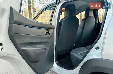 Внедорожник / Кроссовер Dacia Spring 2021 в 