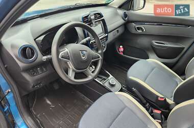 Внедорожник / Кроссовер Dacia Spring 2022 в 