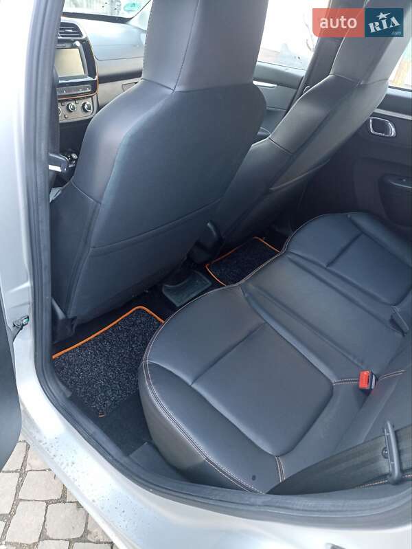 Позашляховик / Кросовер Dacia Spring 2021 в Мукачевому