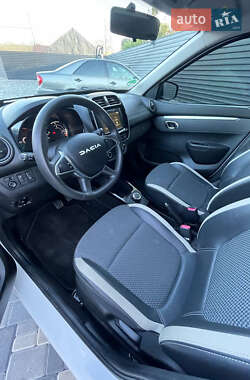 Внедорожник / Кроссовер Dacia Spring 2022 в 