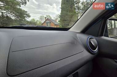 Внедорожник / Кроссовер Dacia Spring 2022 в 