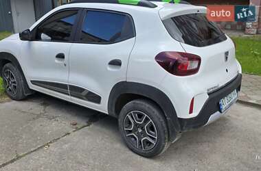 Внедорожник / Кроссовер Dacia Spring 2021 в 