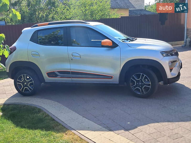 Внедорожник / Кроссовер Dacia Spring 2021 в Львове