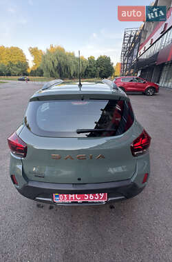 Позашляховик / Кросовер Dacia Spring 2023 в 