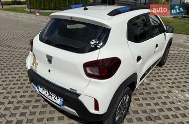 Внедорожник / Кроссовер Dacia Spring 2020 в 