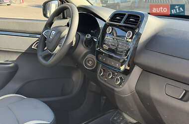 Позашляховик / Кросовер Dacia Spring 2022 в 