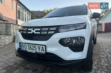 Позашляховик / Кросовер Dacia Spring 2023 в 
