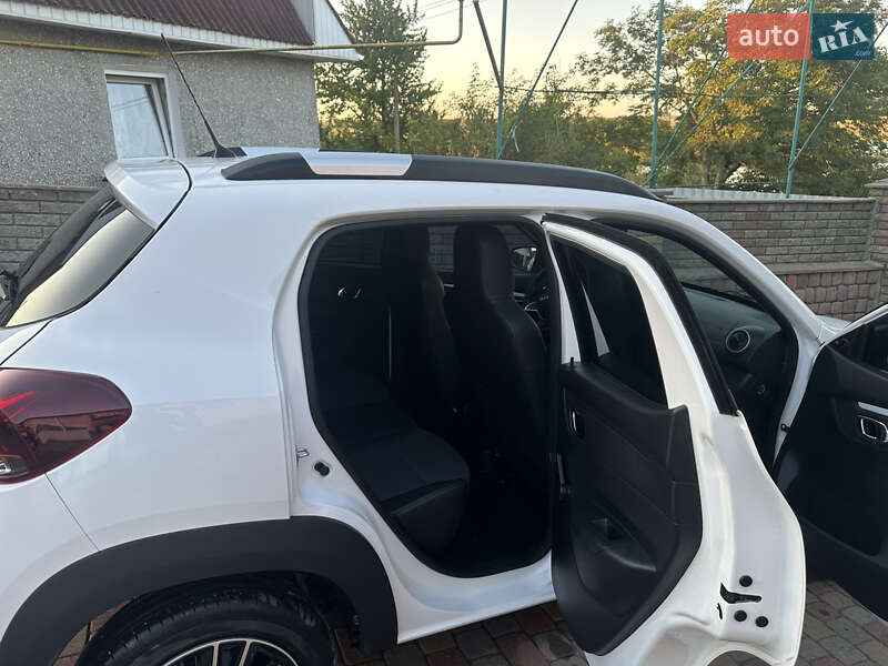 Позашляховик / Кросовер Dacia Spring 2023 в Кременці