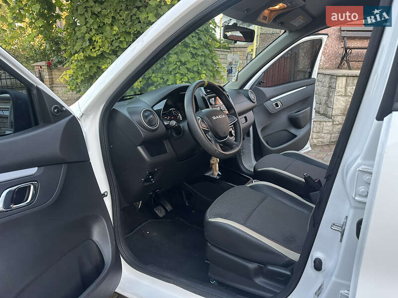 Позашляховик / Кросовер Dacia Spring 2023 в Кременці