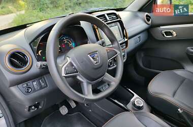 Внедорожник / Кроссовер Dacia Spring 2022 в 