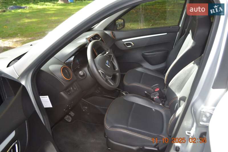 Внедорожник / Кроссовер Dacia Spring 2022 в Глыбокой