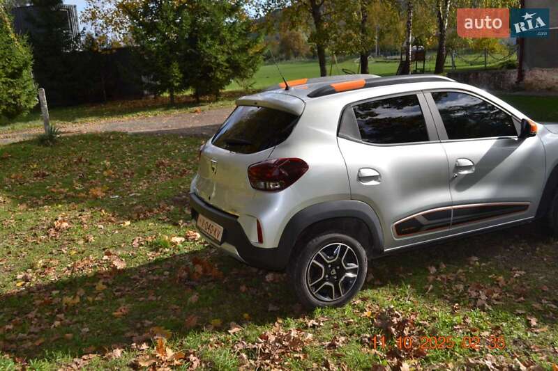 Внедорожник / Кроссовер Dacia Spring 2022 в Глыбокой