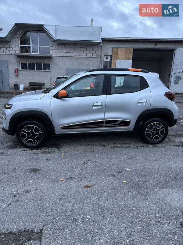 Внедорожник / Кроссовер Dacia Spring 2022 в Тернополе