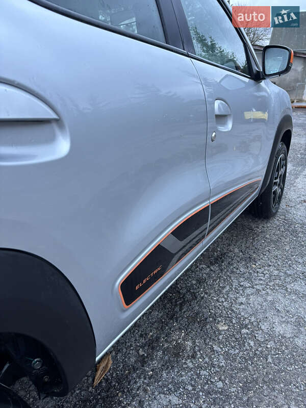 Внедорожник / Кроссовер Dacia Spring 2022 в Тернополе