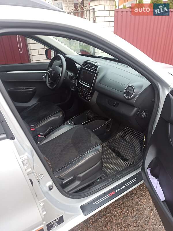 Позашляховик / Кросовер Dacia Spring 2022 в Житомирі фото 27 Позашляховик / Кросовер Dacia Spring 2022 в Житомирі