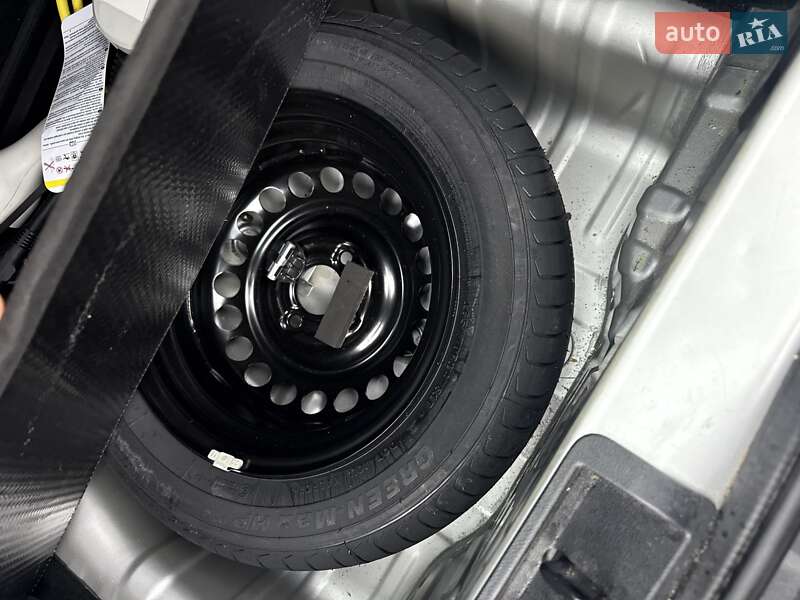 Внедорожник / Кроссовер Dacia Spring 2022 в Луцке