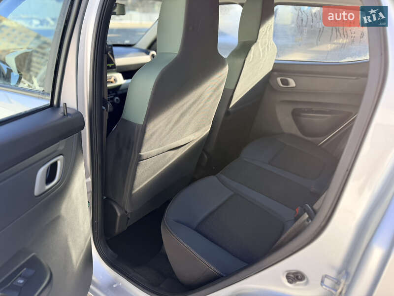 Позашляховик / Кросовер Dacia Spring 2024 в Львові