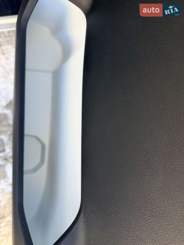 Позашляховик / Кросовер Dacia Spring 2024 в Львові