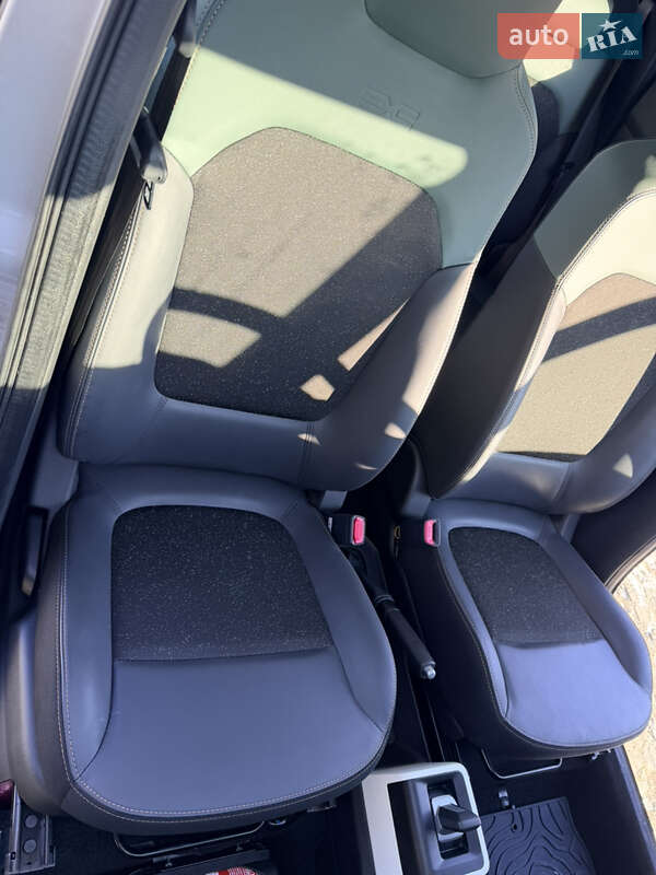 Позашляховик / Кросовер Dacia Spring 2024 в Львові