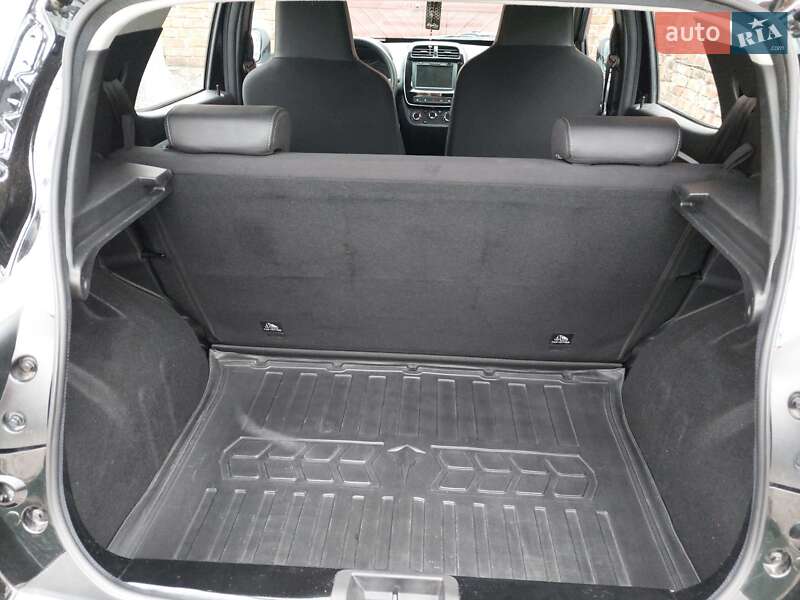 Позашляховик / Кросовер Dacia Spring 2022 в Шептицькому