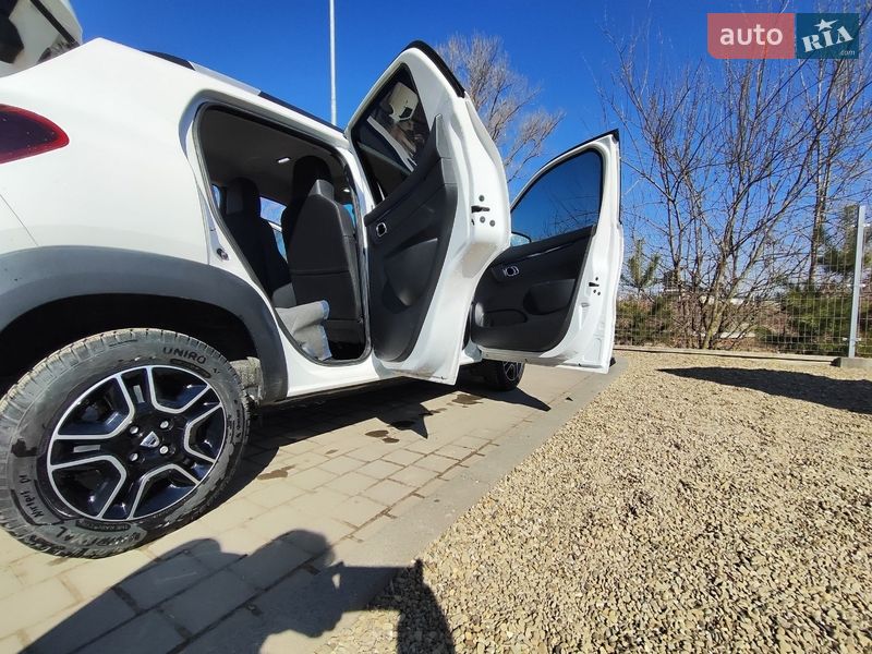 Внедорожник / Кроссовер Dacia Spring 2022 в Самборе